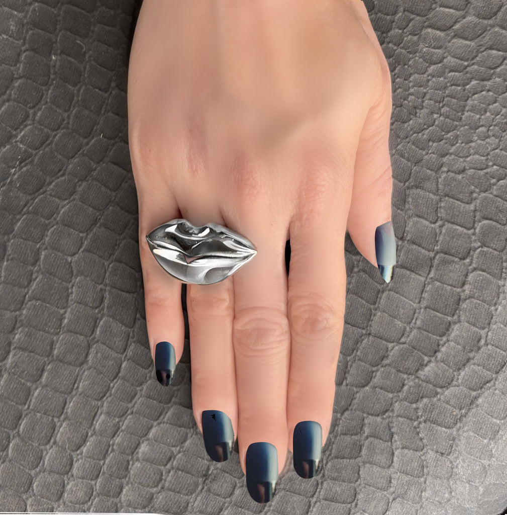 Big Pucker - Oversized Lips Ring - Chunky Sterling Silver